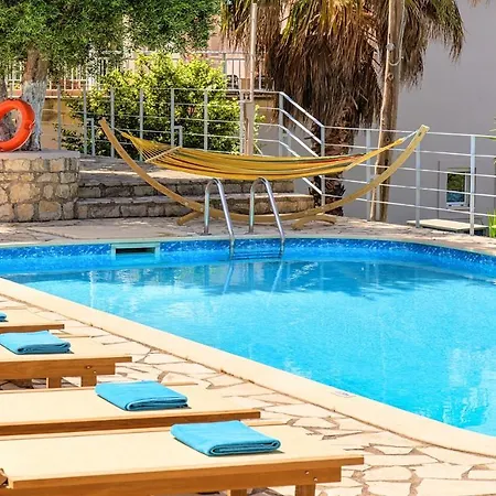 Vilă Chrysallis Heated Pool *